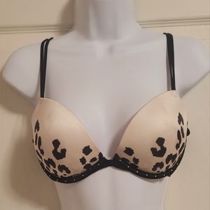 Heartbreaker 💔 Plunge Push Up Bra